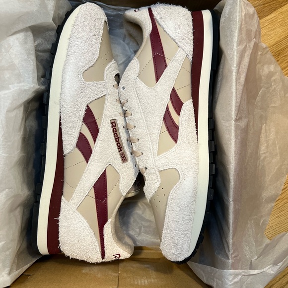 Reebok Men's Classic Leather Sneakers, Beige, Classic Burgundy Men’s  Size 13 - Picture 6 of 16